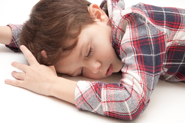 子どもの睡眠不足原因
